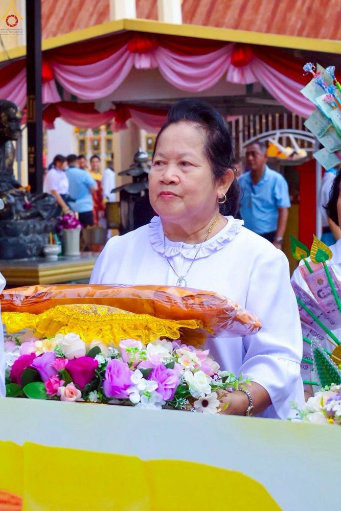 ภาพ No.256088:วันที่ 8 ตุลาคม พ.ศ. 2568 พิธีทอดกฐินสามัคคีทั่วไทย 30,000 วัด โดยคณะศิษยานุศิษย์ บูชาธรรม 81 ปี หลวงพ่อธัมมชโย ณ วัดหนามแดง อ.บางพลี จ.สมุทรปราการ
