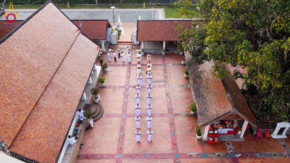 ภาพ No.179904:พิธีบรรพชาสามเณรและอุปสมบท โครงการบรรพชาอุปสมบทหมู่บูชาธรรมมหาปูชนียจารย์ ณ วัดพระธาตุจอมทอง และ วัดพระธาตุศรีโคมคำ อ.เมือง จ.พะเยา วันอังคารที่ ๓ ธันวาคม พ.ศ. ๒๕๖๗