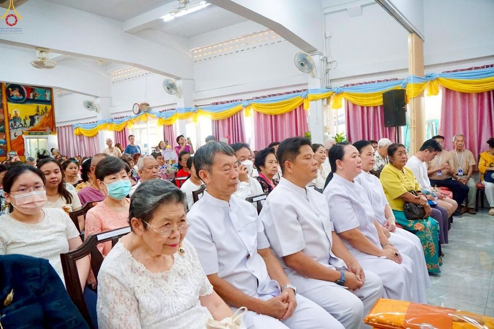 ภาพ No.258832:วันที่ 19 ตุลาคม พ.ศ. 2568 พิธีทอดกฐินสามัคคีทั่วไทย 30,000 วัด โดยคณะศิษยานุศิษย์ บูชาธรรม 81 ปี หลวงพ่อธัมมชโย ณ วัดบรมสถล(วัดดอน) เขตสาทร กรุงเทพฯ