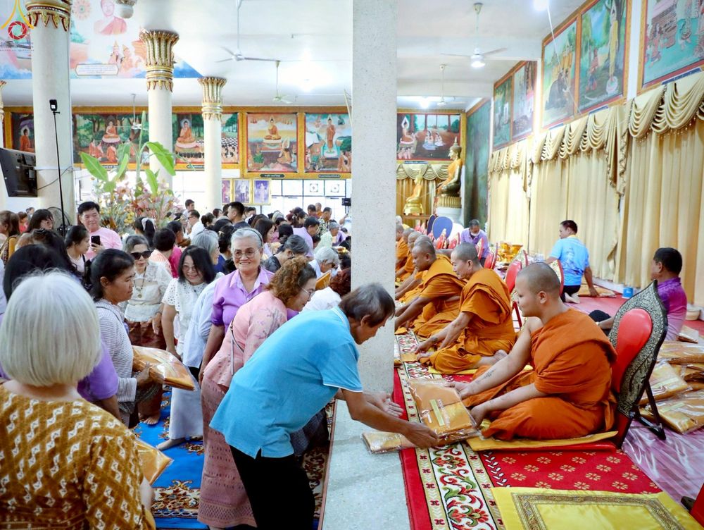 ภาพ No.265381:วันที่ 25 ตุลาคม พ.ศ. 2568 พิธีทอดกฐินสามัคคีทั่วไทย ณ วัดทรงธรรม อ.พนัสนิคม จ.ชลบุรี โดยคณะศิษยานุศิษย์ บูชาธรรม 81 ปี หลวงพ่อธัมมชโย