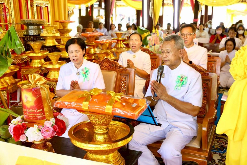 ภาพ No.253927:วันที่ 12 ตุลาคม พ.ศ. 2568 พิธีทอดกฐินสามัคคีทั่วไทย 30,000 วัด โดยคณะศิษยานุศิษย์ บูชาธรรม 81 ปี หลวงพ่อธัมมชโย ณ วัดบางกะเจ้ากลาง อ.พระประแดง จ.สมุทรปราการ