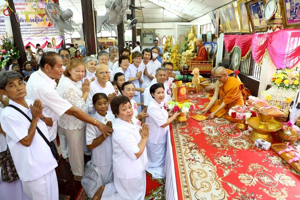 ภาพ No.250360:วันพุธที่ 8 ตุลาคม พ.ศ. 2568 พิธีทอดกฐินสามัคคีทั่วไทย 30,000 วัด โดยคณะศิษยานุศิษย์ บูชาธรรม 81 ปี หลวงพ่อธัมมชโย ณ วัดครุใน อ.พระประแดง จ.สมุทรปราการ