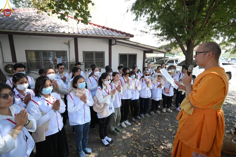 ภาพ No.206507:V.54 สารพัดV สารพัดดี ที่บางปลา ในโครงการธรรมยาตรา กตัญญูบูชา มหาปูชนียาจารย์ พระมงคลเทพมุนี(สด จนฺทสโร) พระผู้ปราบมาร อนุสรณ์สถาน 7 แห่ง ปีที่ 13 ระหว่างวันที่ 2-31 มกราคม พ.ศ. 2568