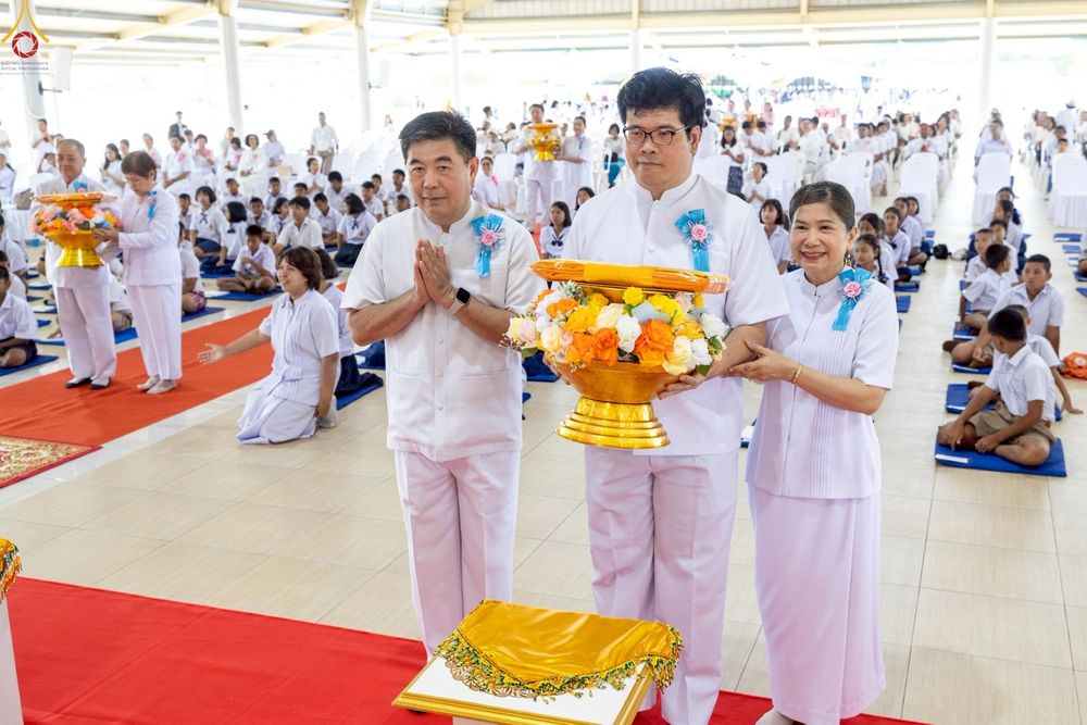 ภาพ No.268427:วันที่ 23 ตุลาคม พ.ศ. 2568 พิธีทอดกฐินสามัคคีทั่วไทย ณ ศูนย์อบรมเยาวชนปัตตานี โดยคณะศิษยานุศิษย์ บูชาธรรม 81 ปี หลวงพ่อธัมมชโย