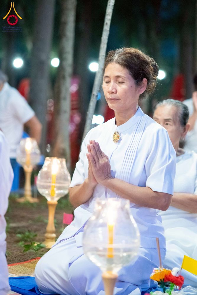 ภาพ No.266261:วันพุธที่ 5 พฤศจิกายน พ.ศ. 2568 (วันพระ ขึ้น 15 ค่ำ เดือน 12) พิธีลอยกระทงธรรม  ณ สระมหาเศรษฐีทะเลบุญ มหาวิหารพระมงคลเทพมุนี วัดพระธรรมกาย จ.ปทุมธานี