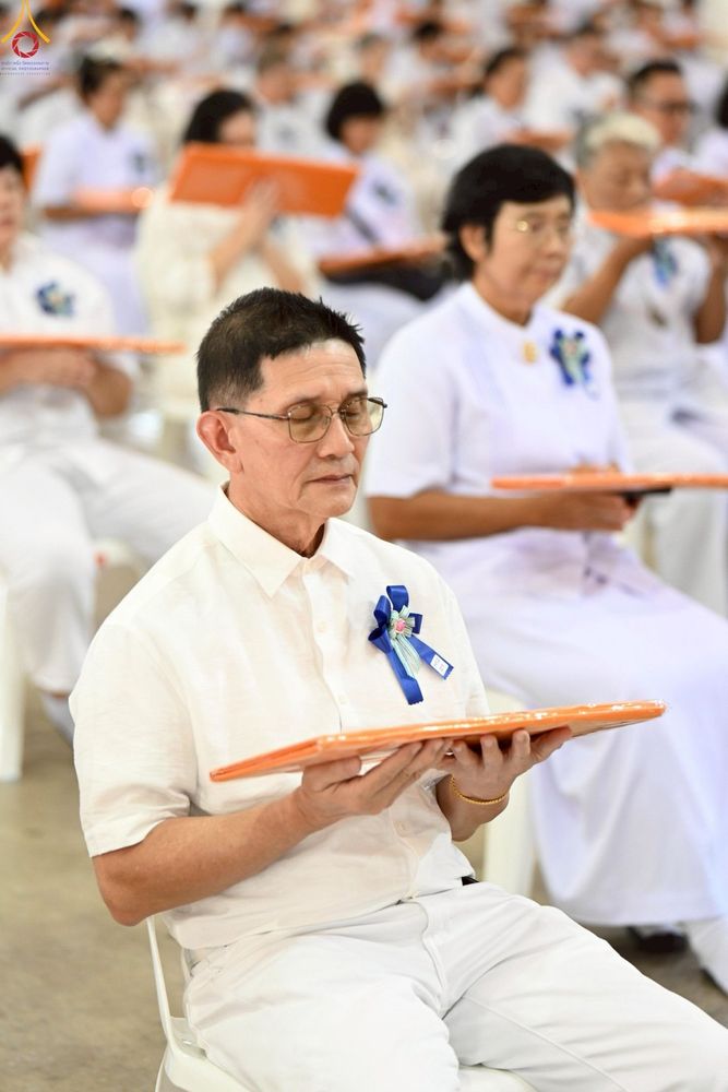 ภาพ No.251521:วันที่ 10 ตุลาคม พ.ศ. 2568 พิธีทอดผ้าป่าสมทบกฐินวัดพระธรรมกาย และสมทบกฐิน 30,000 กว่าวัดทั่วประเทศ ครั้งที่ 3 ณ สภาธรรมกายสากล วัดพระธรรมกาย