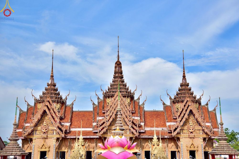 ภาพ No.127914:คณะพระธรรมยาตราฯ ปฎิบัติธรรมและถ่ายภาพหมู่ประวัติศาสตร์ ณ ลานหน้าพระปรางค์สามยอด วัดโคกสมานคุณ อ.หาดใหญ่ จ.สงขลา วันเสาร์ที่ 9 มีนาคม พ.ศ. 2567
