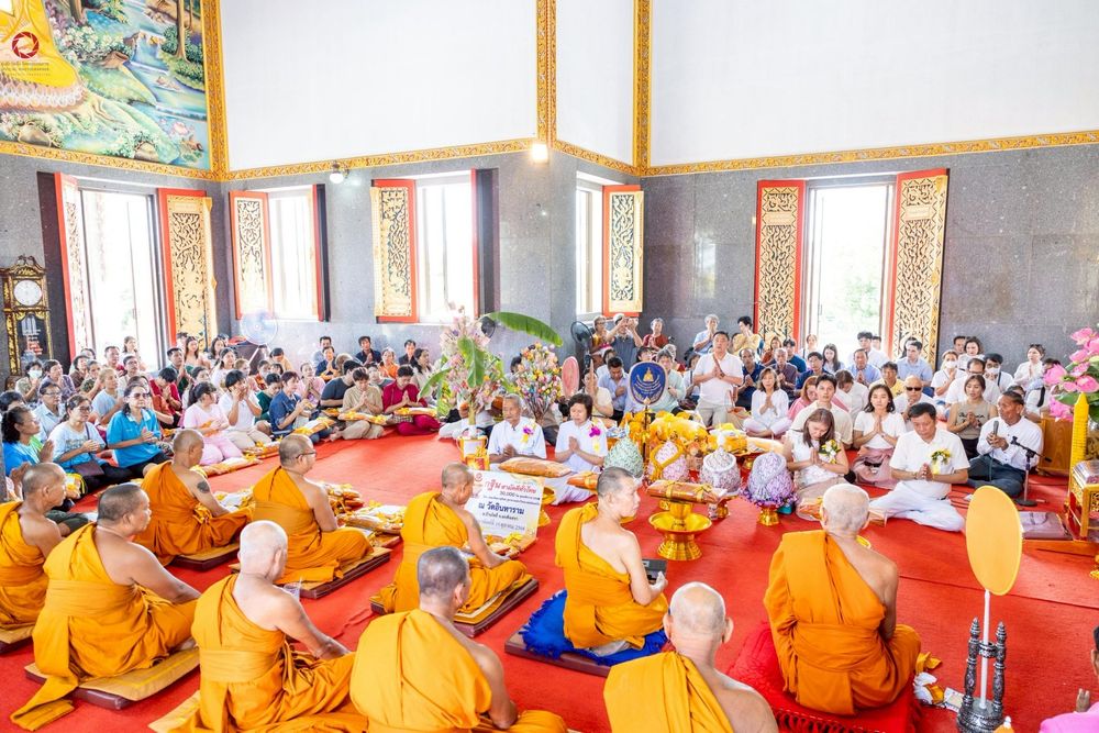 ภาพ No.258743:วันที่ 19 ตุลาคม พ.ศ. 2568 พิธีทอดกฐินสามัคคีทั่วไทย 30,000 วัด โดยคณะศิษยานุศิษย์ บูชาธรรม 81 ปี หลวงพ่อธัมมชโย ณ วัดอินทาราม บ้านโพธิ์ ฉะเชิงเทรา