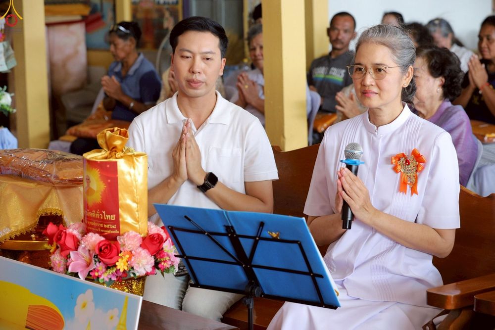 ภาพ No.252412:วันที่ 11 ตุลาคม พ.ศ. 2568 พิธีทอดกฐินสามัคคีทั่วไทย 30,000 วัด โดยคณะศิษยานุศิษย์ บูชาธรรม 81 ปี หลวงพ่อธัมมชโย ณ วัดทองตุ่มน้อย อ.ทุ่งตะโก จ.ชุมพร