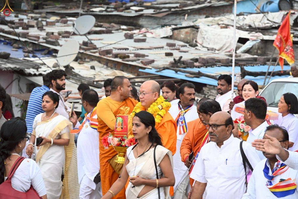 ภาพ No.263470:วันที่ 18 ตุลาคม พ.ศ. 2568 พิธีแห่กฐิน และกฐินสมทบหลวงพ่อ ธัมมชโย  ถวายแด่ วัดพุทธภูมิ เมืองโภปาล รัฐมัธยประเทศ ประเทศอินเดีย 