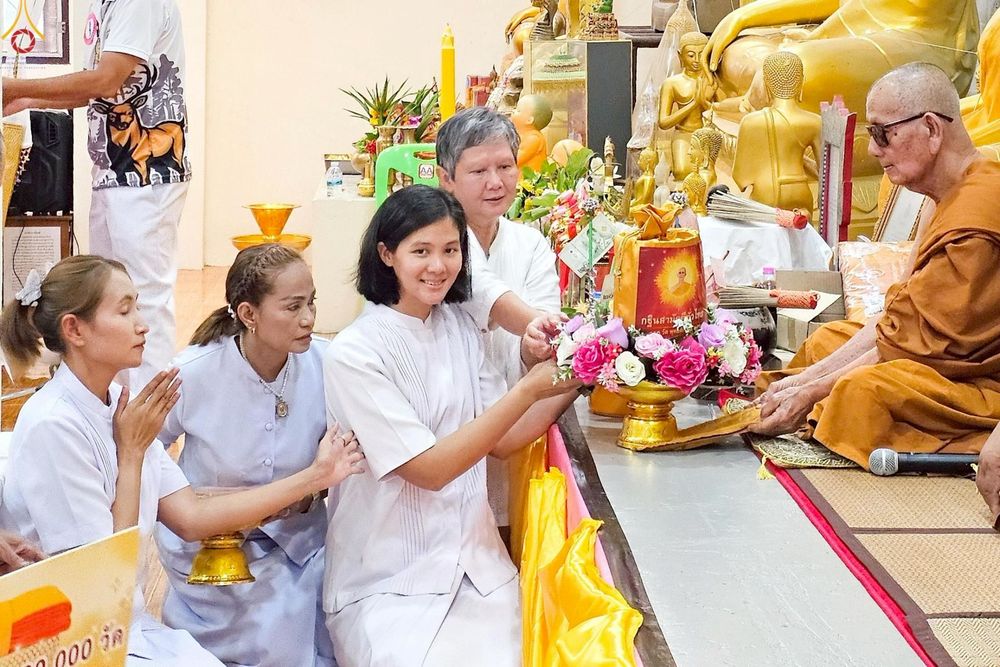 ภาพ No.258444:วันที่ 18 ตุลาคม พ.ศ. 2568 พิธีทอดกฐินสามัคคีทั่วไทย 30,000 วัด โดยคณะศิษยานุศิษย์ บูชาธรรม 81 ปี หลวงพ่อธัมมชโย ณ วัดบ้านโป่ง ต.ทับกวาง อ.แก่งคอย จ.สระบุรี