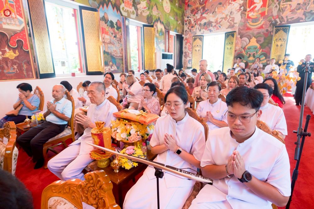 ภาพ No.262852:วันที่ 12 ตุลาคม พ.ศ. 2568 พิธีทอดกฐินสามัคคีทั่วไทย 30,000 วัด โดยคณะศิษยานุศิษย์ บูชาธรรม 81 ปี หลวงพ่อธัมมชโย ณ วัดแคนอก ต.บางกระสอ อ.เมืองนนทบุรี จ.นนทบุรี