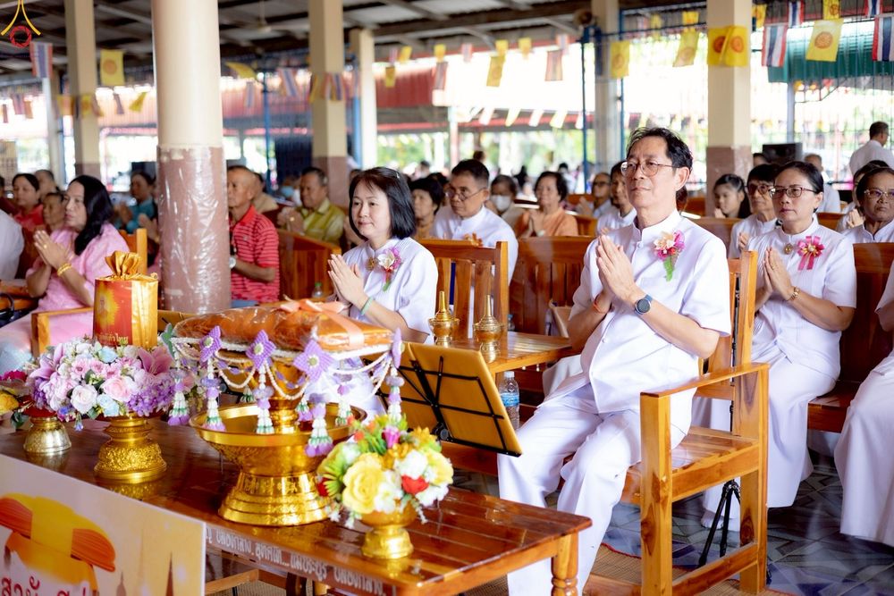 ภาพ No.258807:วันที่ 18 ตุลาคม พ.ศ. 2568 พิธีทอดกฐินสามัคคีทั่วไทย 30,000 วัด โดยคณะศิษยานุศิษย์ บูชาธรรม 81 ปี หลวงพ่อธัมมชโย ณ วัดบ้านโกรก อ.เมือง จ.นครราชสีมา