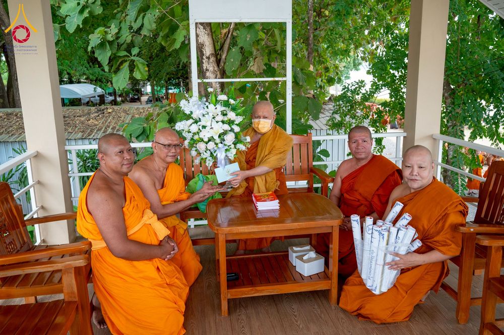 ภาพ No.266066:วันพุธที่ 5 พฤศจิกายน พ.ศ. 2568 (วันพระ ขึ้น 15 ค่ำ เดือน 12) พิธีจุดประทีปโคมลาน, โคมลอย และลอยกระทง ถวายประทีปเป็นพุทธบูชา สร้างความสว่างไสวให้กับแผ่นดินด้วยแสงธรรม ณ พุทธอุทยานนานาชาติ จังหวัดหนองคาย