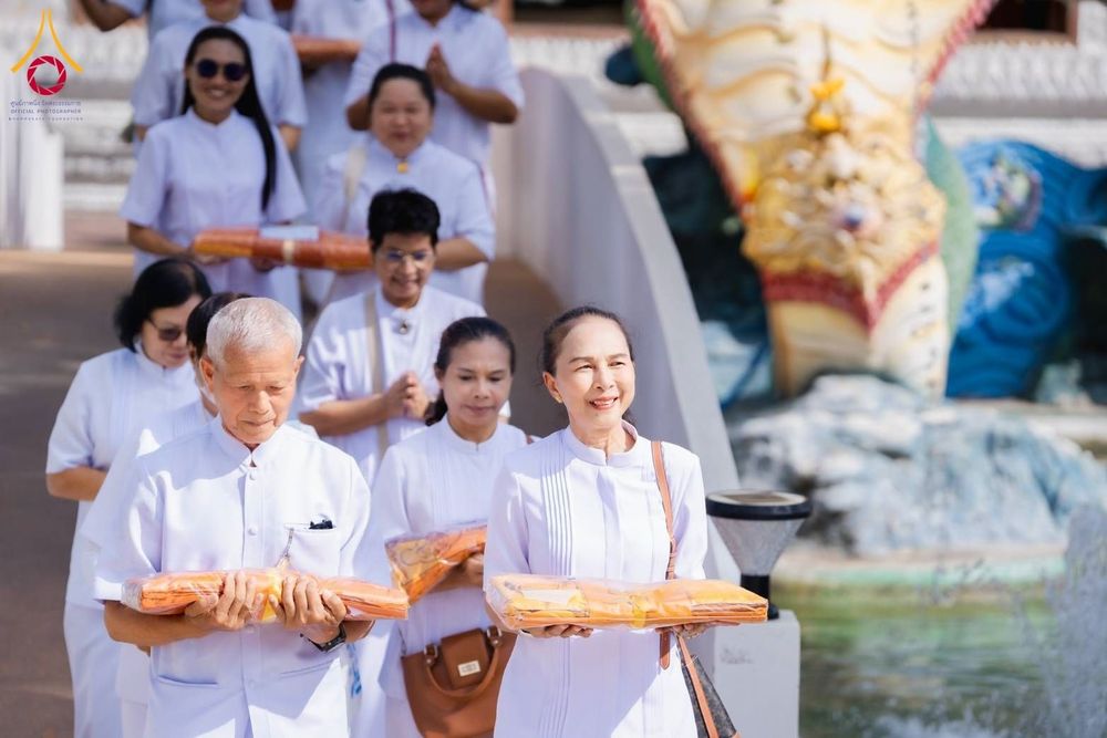 ภาพ No.178711:พิธีทอดกฐิน ณ วัดหนองจับเต่า ต.นาจอมเทียน อ.สัตหีบ จ.ชลบุรี ในโครงการกฐินสามัคคีทั่วไทย 30,000 วัด บูชาธรรม 80 ปี หลวงพ่อธัมมชโย โดยคณะศิษยานุศิษย์วัดพระธรรมกาย วันที่ 15 พฤศจิกายน พ.ศ. 2567