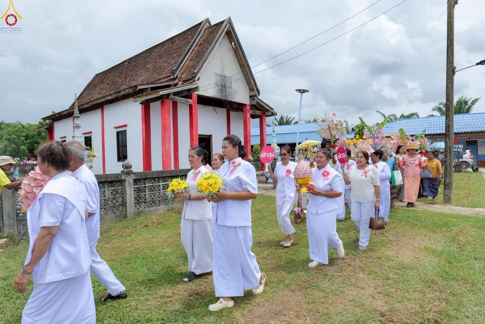 ภาพ No.256683:วันที่ 16 ตุลาคม พ.ศ. 2568 พิธีทอดกฐินสามัคคีทั่วไทย 30,000 วัด โดยคณะศิษยานุศิษย์ บูชาธรรม 81 ปี หลวงพ่อธัมมชโย ณ วัดสุภาษิตาราม ต.เกาะนางคำ อ.ปากพะยูน จ.พัทลุง