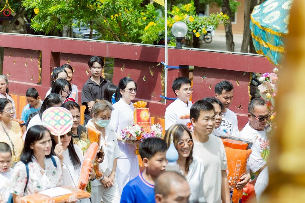 ภาพ No.268962:วันที่ 25 ตุลาคม พ.ศ. 2568 พิธีทอดกฐินสามัคคีทั่วไทย ณ วัดท่าโป๊ะ จ.กาญจนบุรี โดยคณะศิษยานุศิษย์ บูชาธรรม 81 ปี หลวงพ่อธัมมชโย