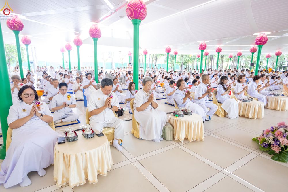 ภาพ No.328396:วันเสาร์ที่ 2 พฤษภาคม พ.ศ.2569 พิธีอุปสมบทสามเณรเตรียม DCI รุ่นที่ 23 ณ อุโบสถพระไตรปิฎก วัดพระธรรมกาย จังหวัดปทุมธานี