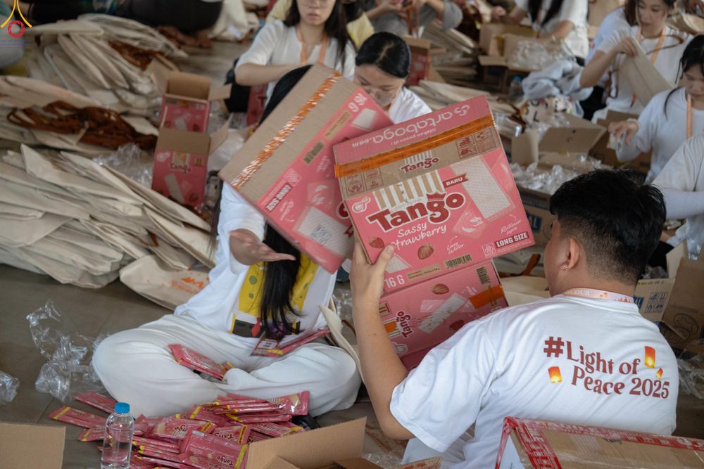 ภาพ No.331322:วันที่ 29 พฤษภาคม พ.ศ.2569 MBMI Tangerang (Majelis Agama Buddha Mahanikaya)  ได้มีการเตรียมงานเพื่อจัดงานวิสาขบูชานานาชาติ (ภาพชุดที่ 2)