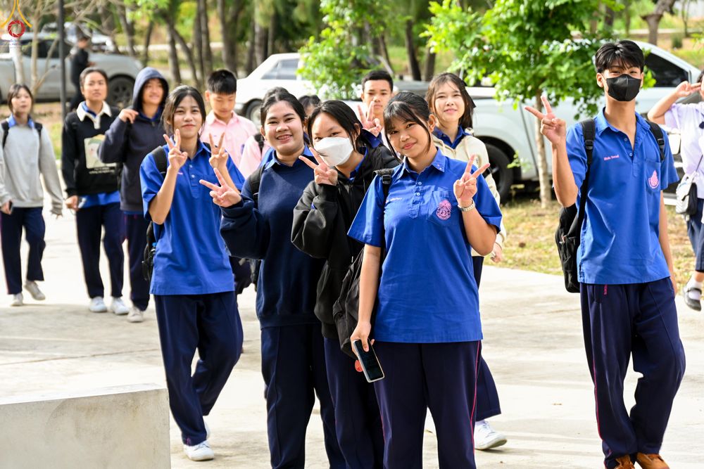 ภาพ No.283871:วันที่ 18 พฤศจิกายน พ.ศ. 2568 พิธีทอดกฐินสามัคคีทั่วไทย 30,000 วัด  โดยคณะศิษยานุศิษย์ บูชาธรรม 81 ปี  หลวงพ่อธัมมชโย  ณ วัดสวายสอ จ.บุรีรัมย์