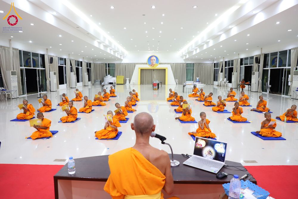 ภาพ No.320610:วันที่ 6-9 เมษายน พ.ศ.2569 สามเณรสวดมนต์ทำวัตรเช้า-เย็น  เข้าฐานกิจกรรม ฝึกUG5 นั่งสมาธิ ปฏิบัติธรรม ณ ศูนย์ปฏิบัติธรรมและศูนย์อบรมเยาวชนเพชรบุรี  ต.ท่าแลง อ.ท่ายาง จ.เพชรบุรี