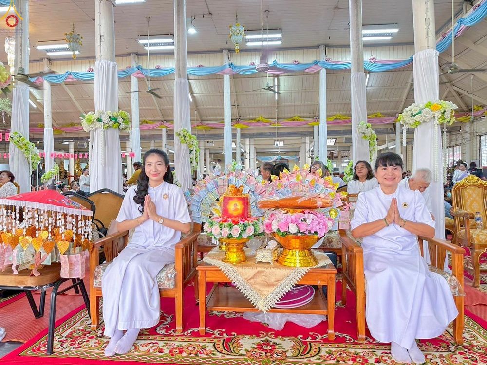 ภาพ No.278642:วันอาทิตย์ที่ 2 พฤศจิกายน พ.ศ.2568 พิธีทอดกฐินสามัคคีทั่วไทย โดยคณะศิษยานุศิษย์ บูชาธรรม 81 ปี หลวงพ่อธัมมชโย ณ วัดมงคลนิมิตร อ.บางเสาธง จ.สมุทรปราการ