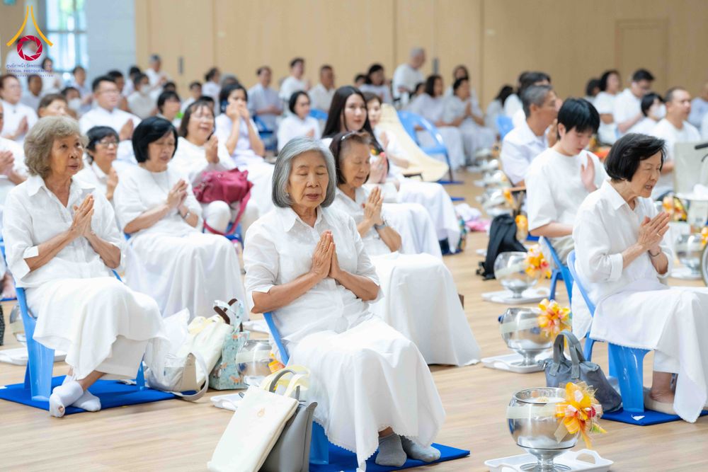 ภาพ No.310631:วันอาทิตย์ที่ 22 กุมภาพันธ์ พ.ศ. 2569 พิธีถวายโคมมาฆประทีป ณ ห้องแก้วสารพัดนึก 2 วัดพระธรรมกาย จ.ปทุมธานี