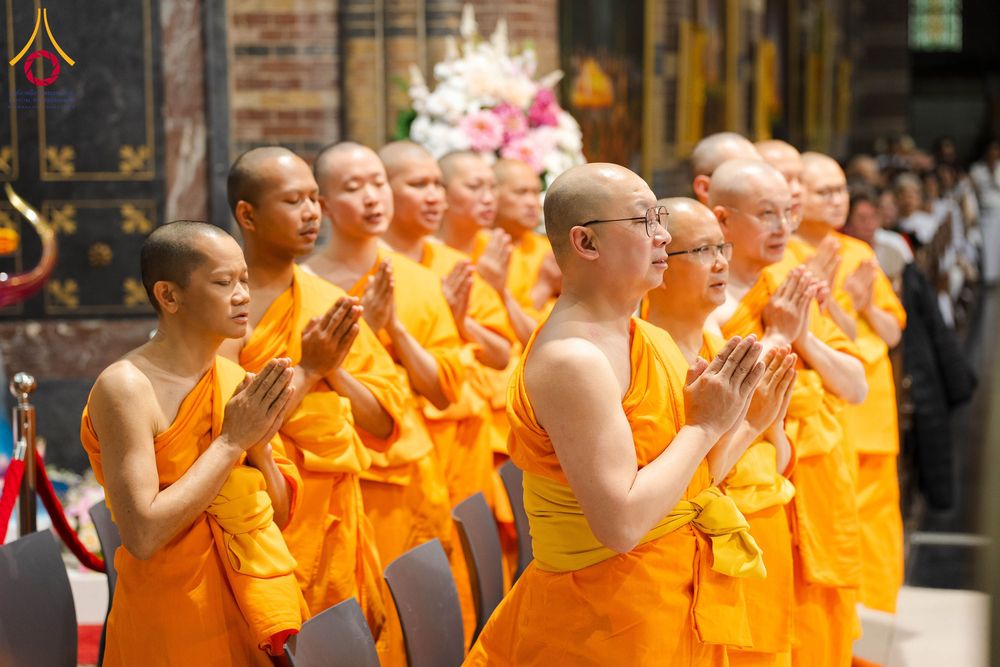 ภาพ No.329666:วันที่ 16 พฤษภาคม พ.ศ.2569 พิธีประดิษฐานพระประธาน และบรรจุพระบรมสารีริกธาตุ เนเธอร์เเลนด์