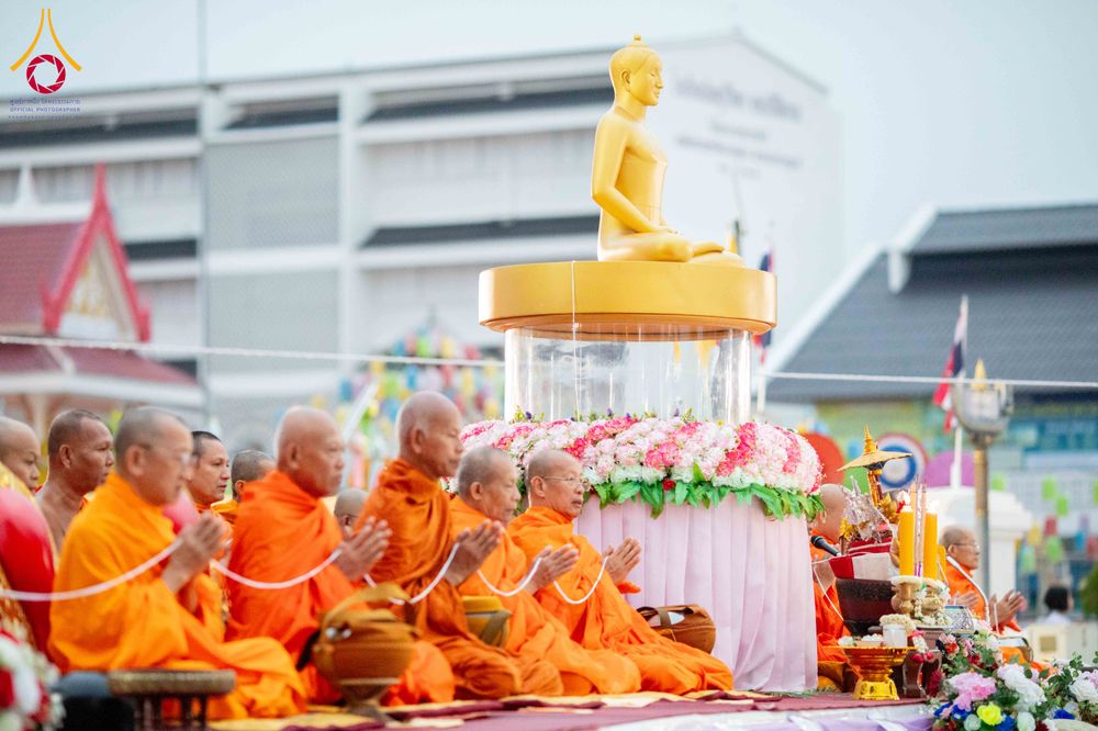 ภาพ No.310790:วันอาทิตย์ที่ 22 กุมภาพันธ์ พ.ศ. 2569 พิธีตักบาตรเเด่คณะพระภิกษุสงฆ์ 1,111 รูป จังหวัดน่าน หนึ่งในโครงการตักบาตรพระ 2,000,000 รูป 77 จังหวัดทั่วไทย ในวาระอันเป็นมงคลยิ่ง ครบรอบ 744 ปี นครน่าน สืบสานศรัทธา ทำบุญใหญ่ของเมืองน่าน ณ ข่วงเมือง วัดภูมินทร์ อำเ