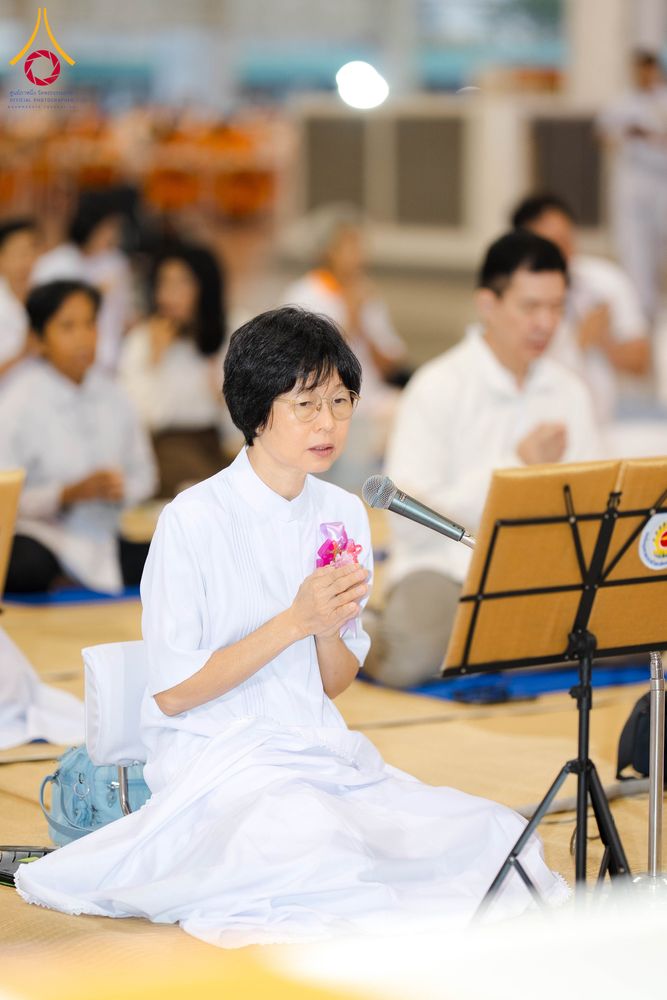 ภาพ No.305561:วันที่ 29 มกราคม พ.ศ. 2569 พิธีถวายภัตตาหารเป็นสังฆทาน แด่พระธรรมยาตรา ณ วัดพระธรรมกาย  จังหวัดปทุมธานี ในโครงการธรรมยาตรา กตัญญูบูชา มหาปูชนียาจารย์ พระมงคลเทพมุนี(สด จนฺทสโร) พระผู้ปราบมาร อนุสรณ์สถาน 7 แห่ง ปีที่ 14