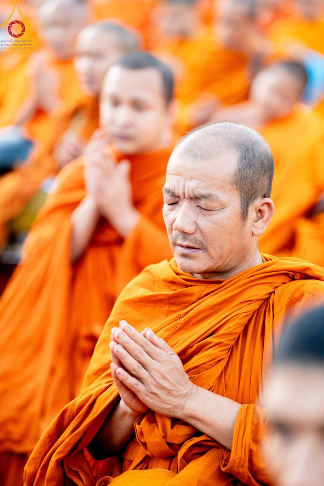 ภาพ No.311180:วันเสาร์ที่ 28 กุมภาพันธ์ พ.ศ. 2569 พิธีตักบาตรพระมหากุศล 11,250 รูป เฉลิมฉลอง 1,250 ปีศรีธรรมราชเจดีย์ สู่มรดกโลก ณ ถนนราชดำเนิน บริเวณหน้าวัดพระมหาธาตุวรมหาวิหาร อ.เมือง จ.นครศรีธรรมราช