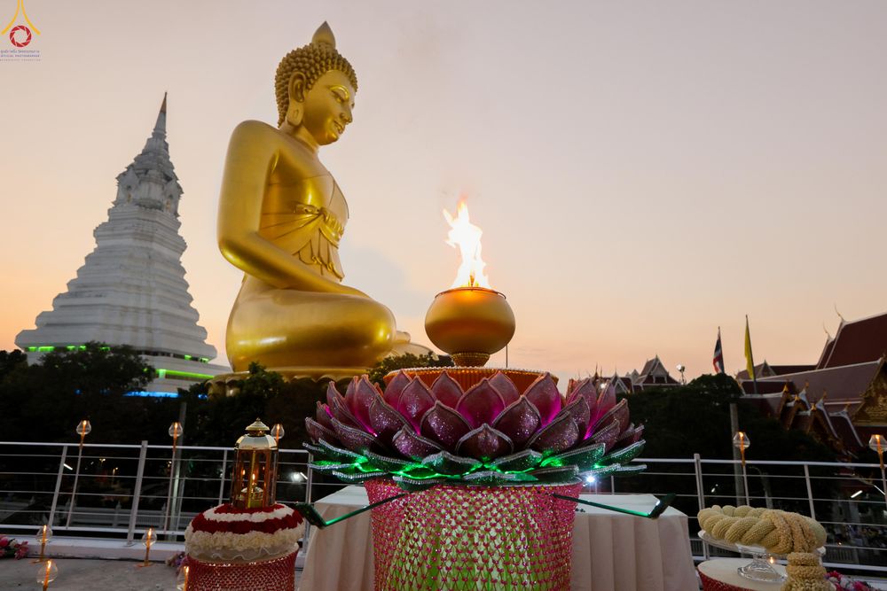 ภาพ No.302882:วันที่ 24 มกราคม พ.ศ. 2569 พิธีจุดประทีปธรรมถวายเป็นพุทธบูชา  และบูชาธรรมมหาปูชนียาจารย์  ณ อาคารธรรมยาตรา กตัญญูบูชามหาปูชนียาจารย์  ตรงข้ามวัดปากน้ำภาษีเจริญ จ.กรุงเทพมหานคร ในโครงการธรรมยาตรา กตัญญูบูชา มหาปูชนียาจารย์ พระมงคลเทพมุนี(สด จนฺทสโร) พระผู