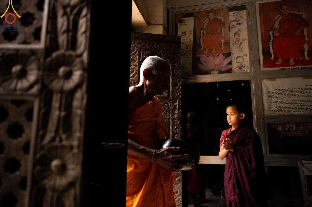 ภาพ No.317287:วันอังคารที่ 31 มีนาคม พ.ศ.2569 จาริกบิณฑบาตแห่งศรัทธา จากวัดอเชศวรสู่สี่แยกปาตันและวัดศรี ประเทศเนปาล