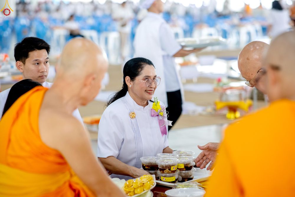 ภาพ No.328838:วันเสาร์ที่ 16 พฤษภาคม พ.ศ.2569 พิธีบุพเปตพลี ครั้งที่ 183 ร่วมอุทิศบุญแด่หมู่ญาติที่ล่วงลับไปแล้ว และสืบทอดอายุพระพุทธศาสนา ณ หอฉันคุณยายอาจารย์ฯ  วัดพระธรรมกาย