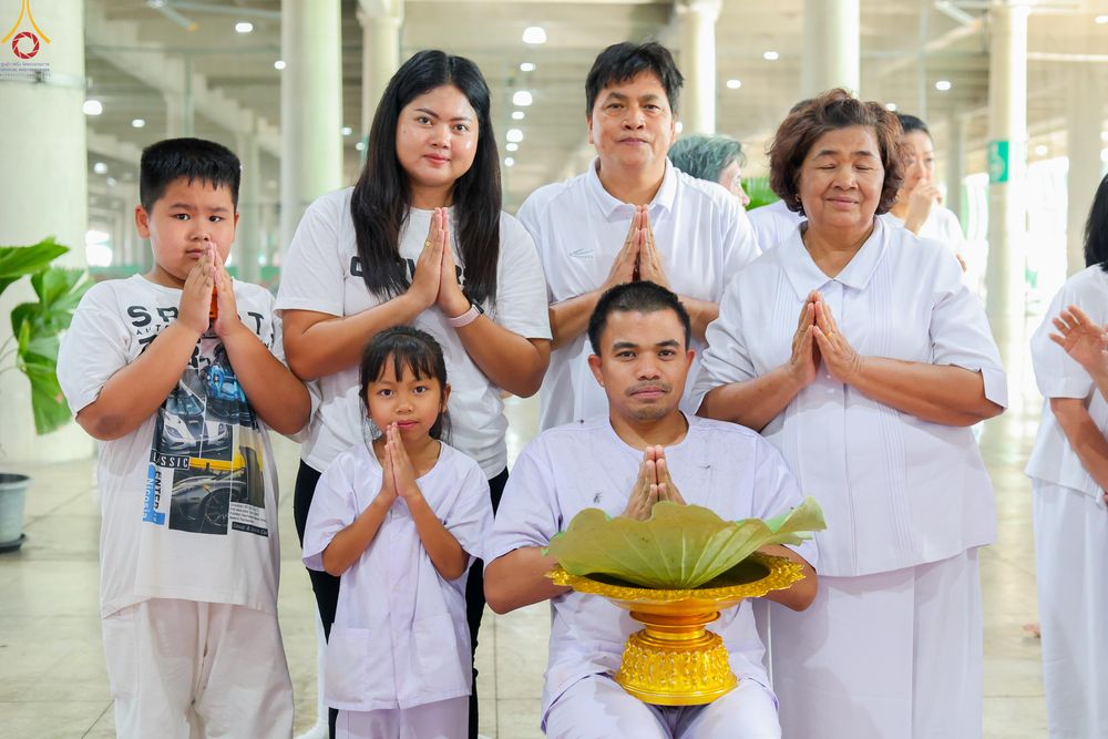 ภาพ No.333515:วันอาทิตย์ที่ 7 มิถุนายน พ.ศ.2569 พิธีตัดปอยผมและปลงผมนาคธรรมทายาท โครงการบรรพชาและอุปสมบทหมู่ธรรมทายาท รุ่นผู้บริหาร รุ่นที่ 16 ณ วิหารคด 11 วัดพระธรรมกาย