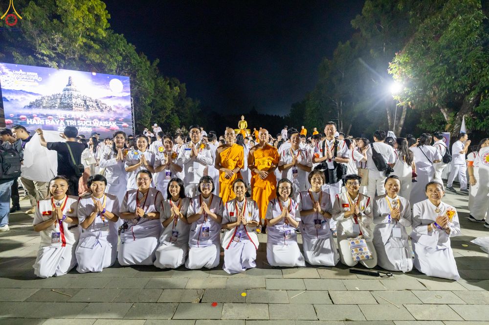 ภาพ No.333373:วันอาทิตย์ที่ 31 พฤษภาคม พ.ศ. 2569 MBMI ,WALUB , มูลนิธิธรรมกาย , การท่องเที่ยวและการบินแห่งอินโดนีเซีย (injourney destinations) , สหภาพพระธรรมทูตไทยในอินโดนีเซีย-แอฟริกา และเครือข่าย คณะสงฆ์มหายาน , วัชรยาน และเถรวาท ในอินโดนีเซีย ร่วมกันการจัดงานเฉลิมฉ