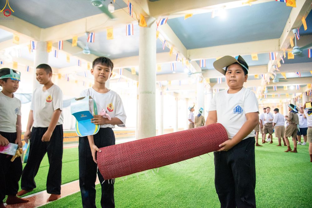 ภาพ No.301319:วันที่ 22 มกราคม พ.ศ. 2569 พิธีทอดผ้าป่าทำนุบำรุงศาสนสถาน ณ วัดใหม่พิบูลย์ผล อ.สองพี่น้อง จ.สุพรรณบุรี ในโครงการธรรมยาตรา กตัญญูบูชา มหาปูชนียาจารย์ พระมงคลเทพมุนี(สด จนฺทสโร) พระผู้ปราบมาร อนุสรณ์สถาน 7 แห่ง ปีที่ 14