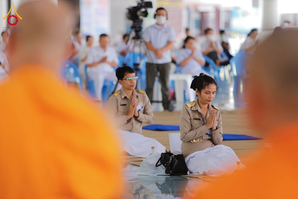 ภาพ No.311553:วันจันทร์ที่ 23 กุมภาพันธ์ พ.ศ. 2569 เปิดโลกทัศน์ผู้บริหารสถานศึกษายุคใหม่ เรียนรู้ต้นแบบการพัฒนาคนผ่านพลัง “บวร–V-Star” ผู้เข้ารับการพัฒนาตามโครงการ สพฐ. ศึกษาดูงานวัดพระธรรมกาย เสริมภาวะผู้นำคุณธรรมสู่การบริหารโรงเรียนอย่างยั่งยืน ณ อาคาร 100 ปี คุณยาย