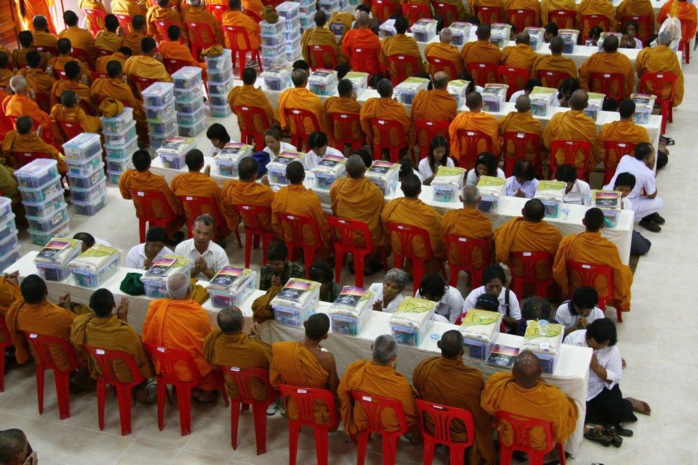 ภาพ No.3300:พิธีถวายสังฆทานแด่คณะสงฆ์ 266 วัด ใน 4 จังหวัดภาคใต้ ครั้งที่ 51