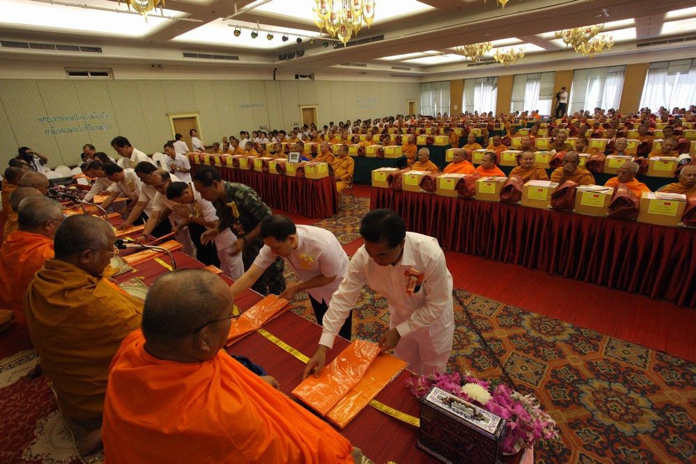 ภาพ No.3341:พิธีถวายสังฆทานแด่คณะสงฆ์ 266 วัด ใน 4 จังหวัดภาคใต้ ครั้งที่ 55