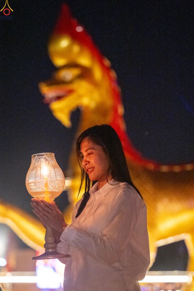 ภาพ No.302336:วันที่ 23 มกราคม พ.ศ. 2569 พิธีจุดประทีปธรรมถวายเป็นพุทธบูชา (ภาพชุดที่ 2) และบูชาธรรมมหาปูชนียาจารย์  ณ อนุสรณ์สถานลำดับที่ 5 สถานที่เผยแผ่วิชชาธรรมกายครั้งแรก อนุสรณ์สถานบางปลา วัดบางปลา อำเภอบางเลน จังหวัดนครปฐม ในโครงการธรรมยาตรา กตัญญูบูชา มหาปูชนีย