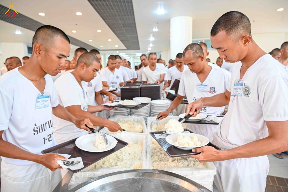 ภาพ No.340519:วันที่ 24-25 กรกฎาคม พ.ศ. 2569 โครงการพัฒนาคุณธรรม จริยธรรม สำหรับนักเรียนนายสิบตำรวจ (นสต.) รุ่นที่ 17 ศูนย์ฝึกอบรมตำรวจภูธรภาค 1 ได้จัดกิจกรรม WalkRally สวดมนต์นั่งสมาธิ และฟังธรรมจากพระอาจารย์ ณ ศูนย์ปฏิบัติธรรมเวิล์ดพีช วัลเล่ย์ (World Peace Valley) 