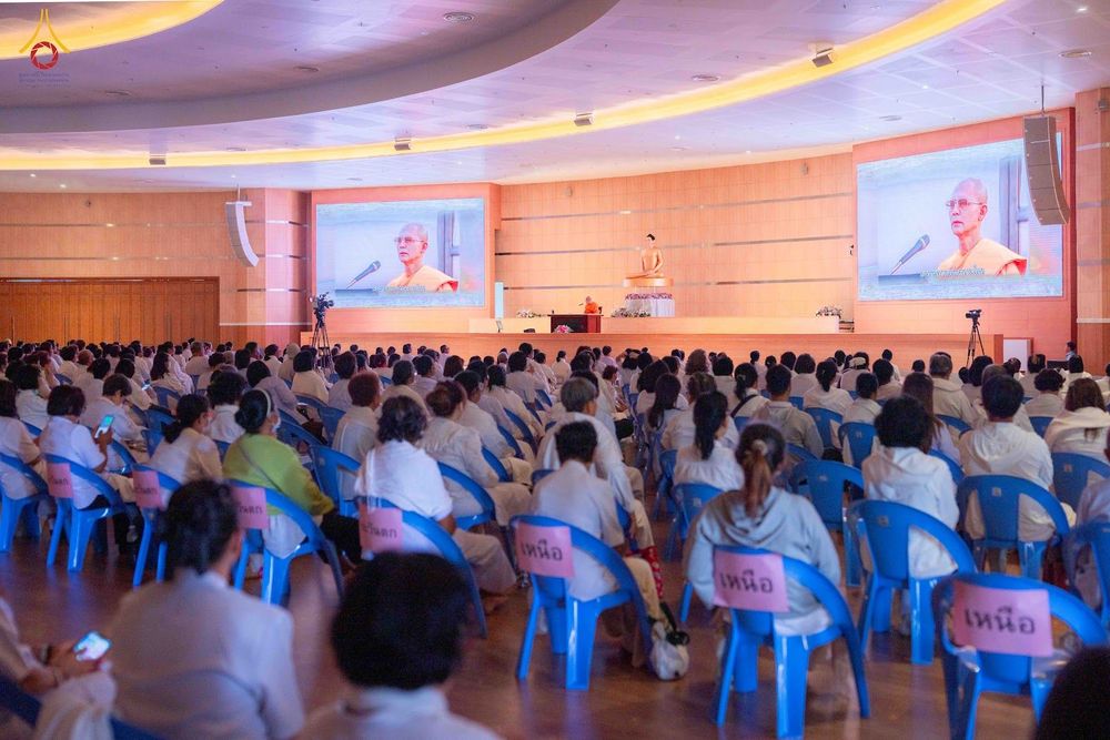 ภาพ No.344390:วันที่ 21-23 สิงหาคม พ.ศ. 2569 สัมมนารวมใจผู้นำบุญ บูชาธรรม 82 ปี หลวงพ่อธัมมชโย รุ่นที่ 1 กฐินสามัคคีทั่วไทย 30,000 วัด โครงการอุปสมบทบูชาธรรมมหาปูชนียาจารย์ 3,000 รูป  ณ ศูนย์ปฏิบัติธรรมเวิล์ดพีช วัลเล่ย์ จ.นครราชสีมา