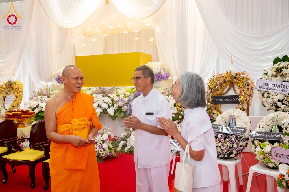 ภาพ No.315897:วันพฤหัสบดีที่ 26 มีนาคม พ.ศ. 2569 พิธีบำเพ็ญกุศล คุณพ่อณรงค์ จินตมากุล  สิริอายุ 99 ปี 11 เดือน โยมบิดา พระครูปลัดรัตนวีรวัฒน์ (รังสฤษดิ์ อิทฺธิจินตโก) ที่ปรึกษาเจ้าคณะจังหวัดปทุมธานี เจ้าอาวาสวัดพระธรรมกาย  ณ ห้องปลูกศรัทธา 2 วัดพระธรรมกาย ปทุมธานี