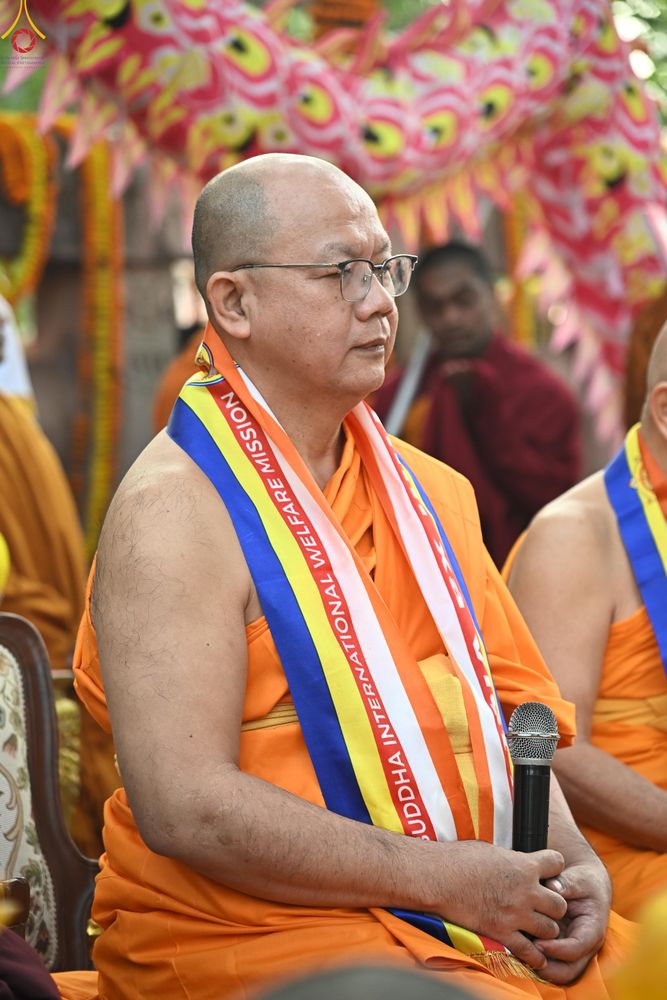 ภาพ No.278956:วันที่ 5 พฤศจิกายน 2568 กฐินสมทบวัดต่างประเทศ โดยคณะศิษยานุศิษย์ บูชาธรรม 81 ปี หลวงพ่อธัมมชโย ณ วัดมหาโพธิ์ เมืองพุทธคยา ถวายแด่  วัดพุทธนานาชาติเพื่อสวัสดิการสากล  (Buddha International Welfare Mission)  เมืองพุทธคยา ประเทศอินเดีย