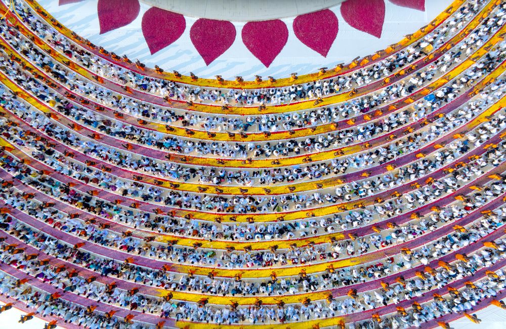 ภาพ No.299691:วันที่ 18 มกราคม พ.ศ. 2569 พิธีต้อนรับพระธรรมยาตรา (ภาพชุดที่ 2) ณ อนุสรณ์สถานลำดับที่ 5  สถานที่เผยแผ่วิชชาธรรมกายครั้งแรก อนุสรณ์สถานบางปลา วัดบางปลา อำเภอบางเลน จังหวัดนครปฐม ในโครงการธรรมยาตรา กตัญญูบูชา มหาปูชนียาจารย์ พระมงคลเทพมุนี(สด จนฺทสโร) พระ