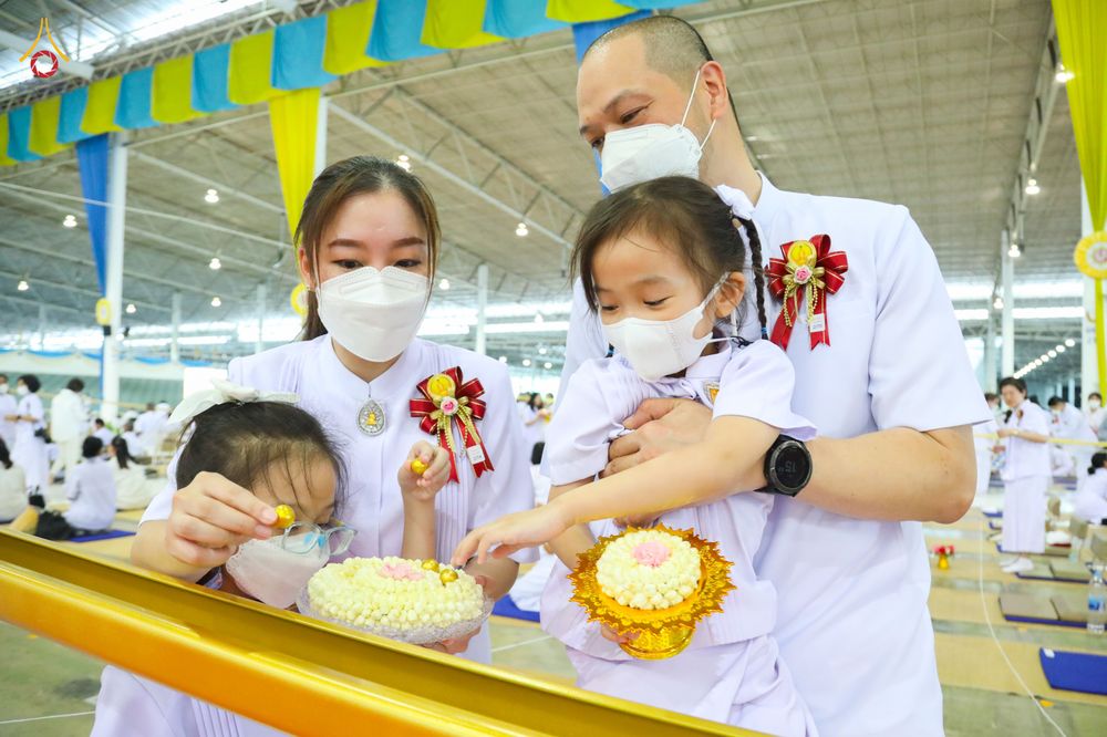 ภาพ No.81645:พิธีหล่อพระประธานเพื่อประดิษฐาน ณ ห้องแก้วสารพัดนึก 2 เนื่องในวันวิสาขบูชา วันเสาร์ที่ 3 มิถุนายน 2566 ณ วัดพระธรรมกาย จ.ปทุมธานี