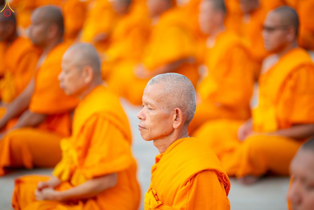 ภาพ No.299996:วันที่ 22 มกราคม พ.ศ.2569 พระธรรมยาตราปฏิบัติธรรม และถ่ายภาพหมู่ประวัติศาสตร์ ณ อาคารธรรมยาตรา กตัญญูบูชามหาปูชนียาจารย์  ตรงข้ามวัดปากน้ำภาษีเจริญ จ.กรุงเทพมหานคร ในโครงการธรรมยาตรา กตัญญูบูชา มหาปูชนียาจารย์ พระมงคลเทพมุนี(สด จนฺทสโร) พระผู้ปราบมาร อนุ