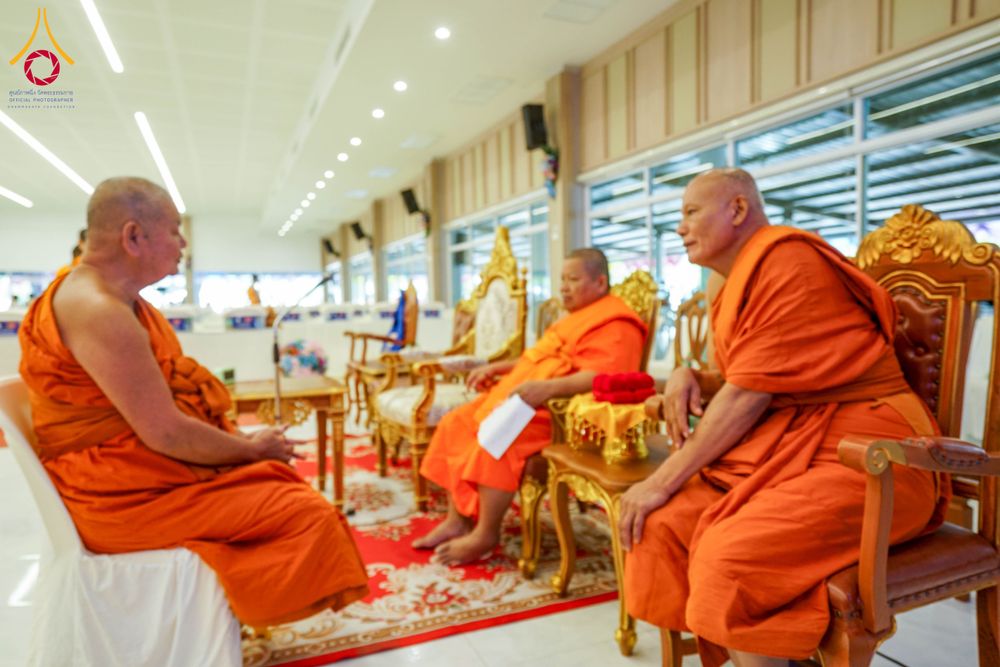 ภาพ No.313802:วันเสาร์ที่ 14 มีนาคม พ.ศ. 2569 พิธีตักบาตรแด่คณะสงฆ์ 323 วัด 4 จังหวัดชายแดนภาคใต้ พิธีถวายสังฆทานแด่คณะสงฆ์ 323 วัด ปีที่ 22 ครั้งที่ 183 พิธีมอบกองทุนหนุนแรงใจช่วยครูใต้ ปีที่ 19 ครั้งที่ 146 และพิธีทำบุญอุทิศส่วนกุศลให้ผู้วายชนม์ ณ ศูนย์ปฏิบัติธรรมภา