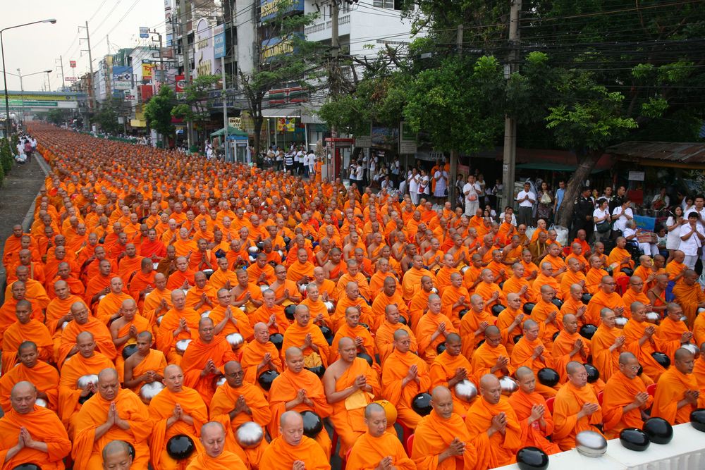 ภาพ No.2564:ภาพตักบาตรสะพานใหม่